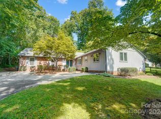 509 Dogwood Ln, Belmont, NC 28012