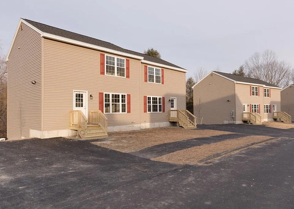 12 Simona Shores Dr #12