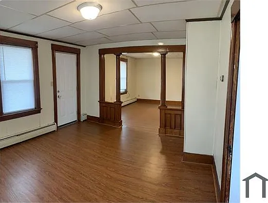 3 bed, $2,196 — Photo 4