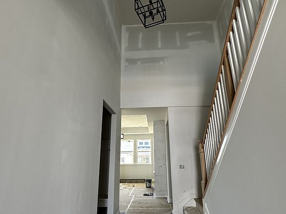 3rd image of 506 Dovetail Dr Lot 197