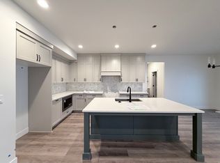 713 S 3500 W #207, West Weber, UT 84401