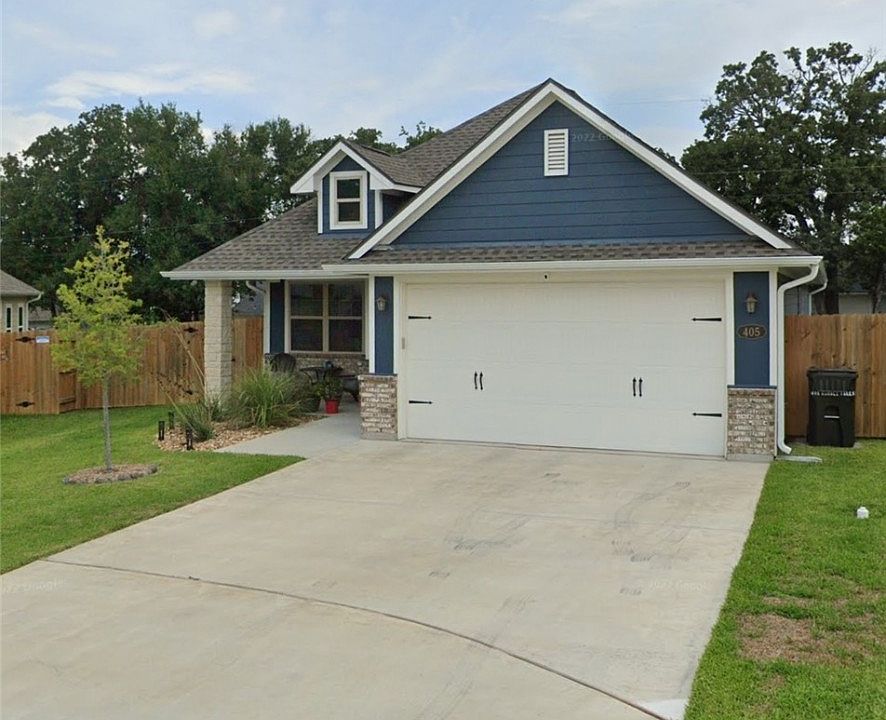 1st image of 405 Marble Falls Dr
