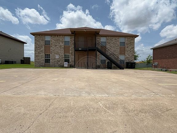 2nd image of 5802 Greengate Dr #A