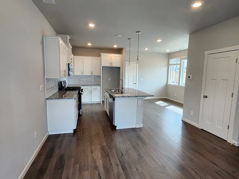 3942 SE 81st Ave — Photo 5