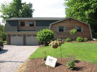 2055 W Welch Rd, Waterford, PA 16441