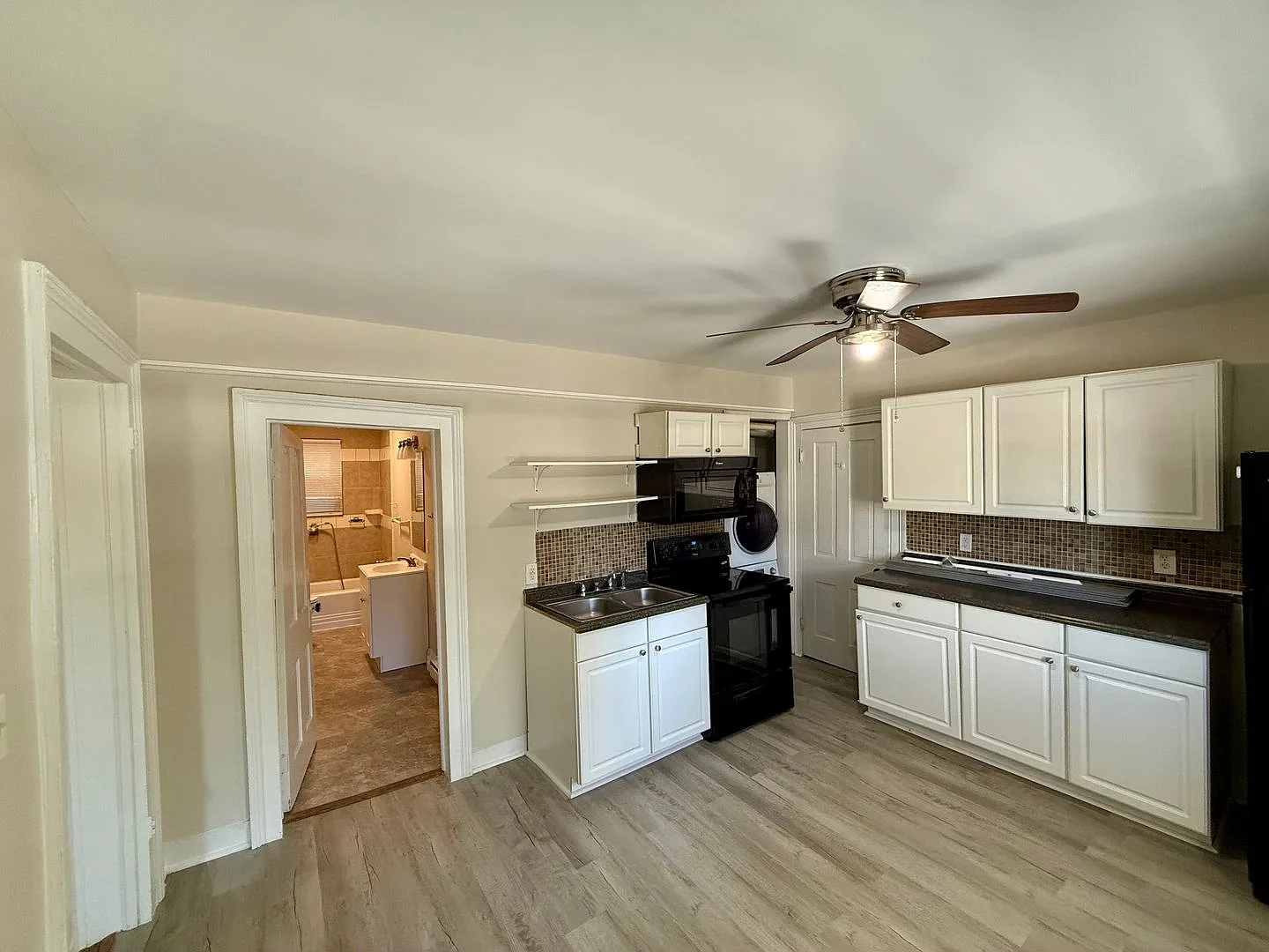 650 Alleghany Ave — Photo 3