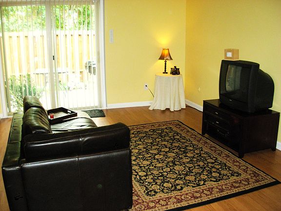 2nd image of 1481 E Tanners Creek Dr