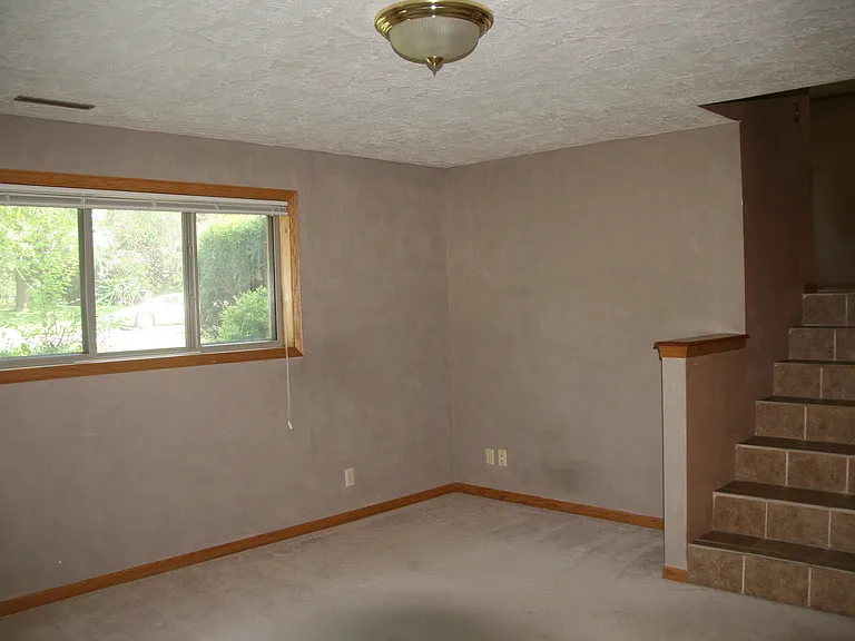 361 Sunset Dr — Photo 18