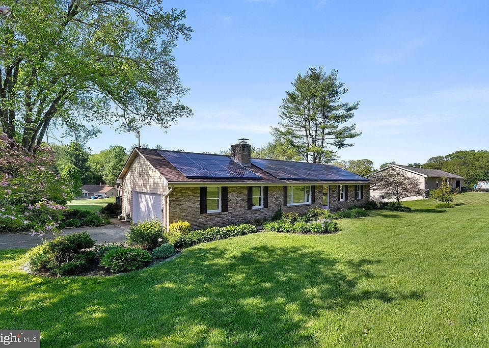 4401 Crompton Ct, White Hall, MD 21161 Zillow