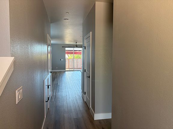 5th image of 2020 Crimson Ln