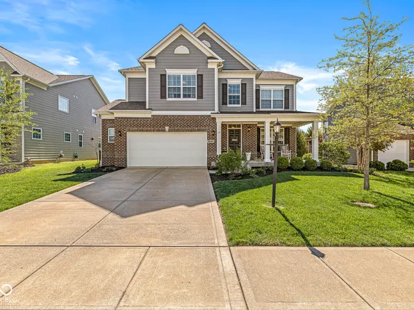 10143 Pepper Tree Ln, Noblesville, IN 46060