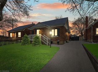 6 Dunham Ave, Kitchener, ON N2H2A1