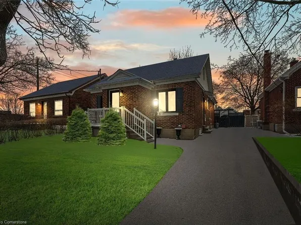 6 Dunham Ave, Kitchener, ON N2H 2A1