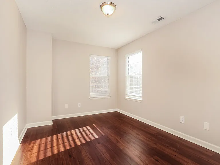 1513 Bell Trace Dr — Photo 14