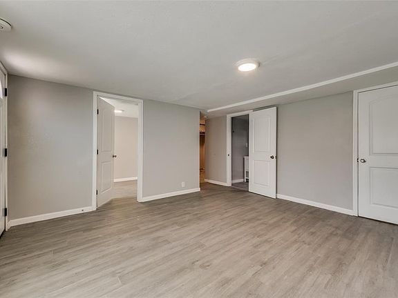 3rd image of 507 Enid St #A