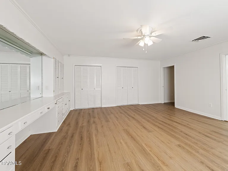 223 Stephanie Ave — Photo 14