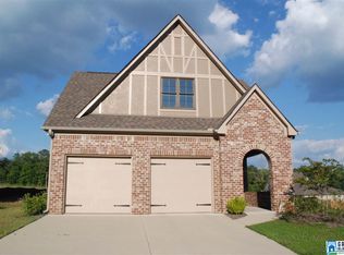 1133 Emerald Ridge Dr, Calera, AL 35040