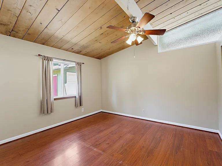 7023 126th St E — Photo 16