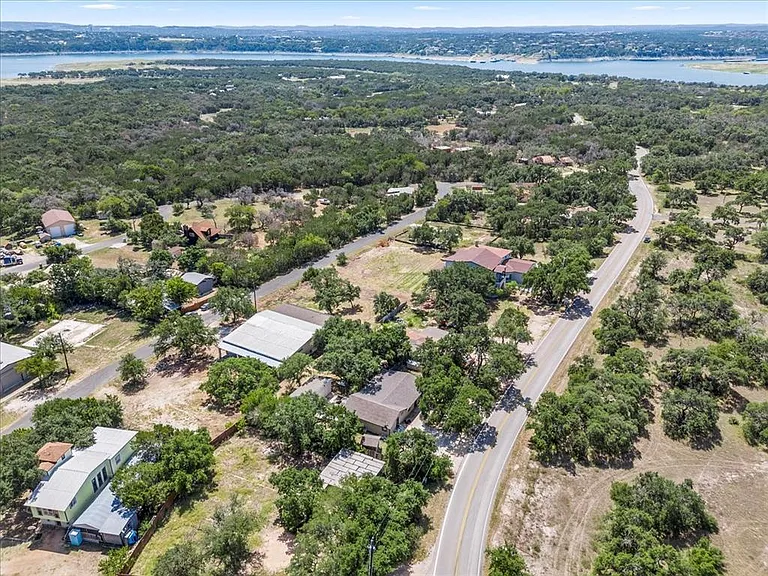 17621 Stacey Ln — Photo 35