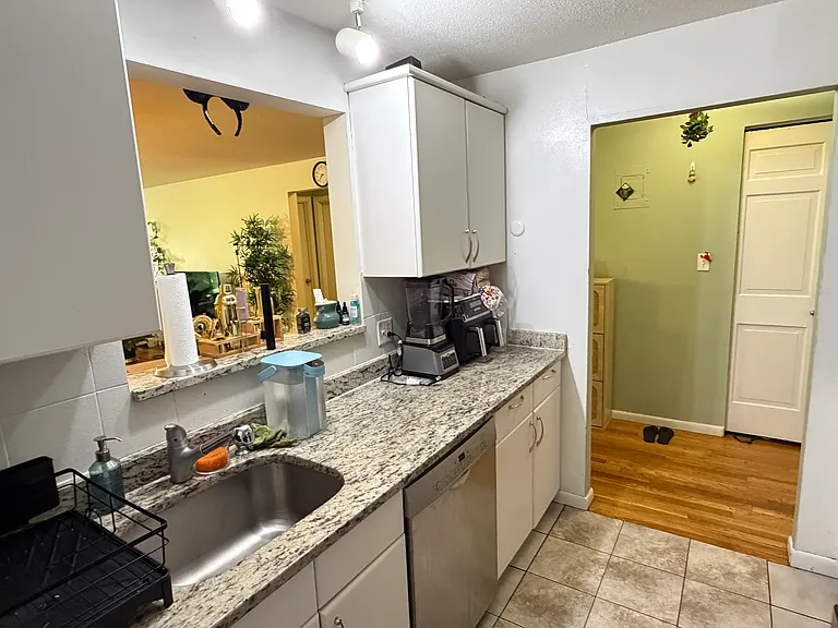 73 Charlesbank Rd #202 — Photo 5