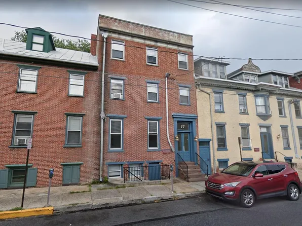 17 S Pitt St APT 3, Carlisle, PA 17013