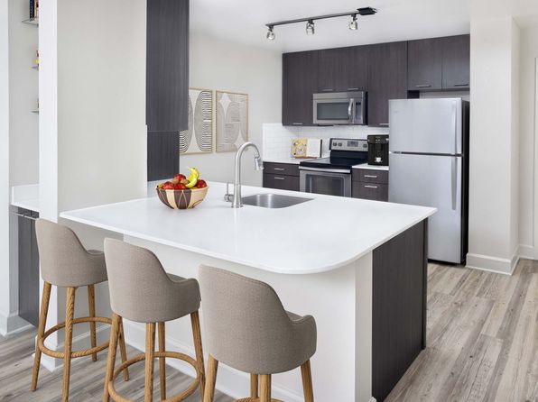 777 N Orange Ave APT 819