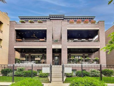 2649 N Racine Ave #102, Chicago, IL, 60614