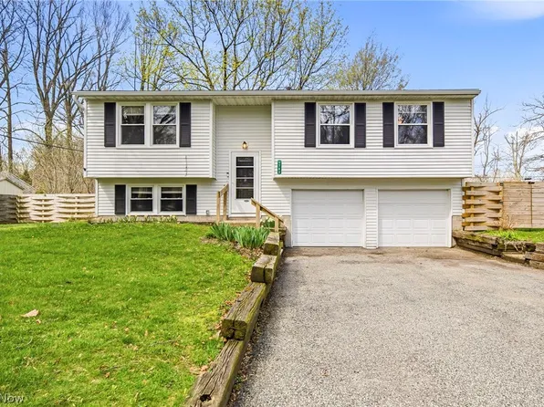 1782 Bathgate Ave, Madison, OH 44057