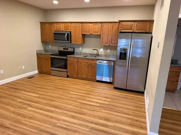 21 East Pearl Street #2, Nashua, NH 03060