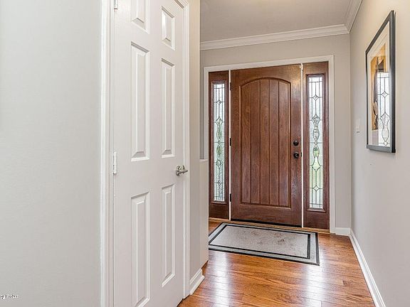 2nd image of 509 Cherry Point Dr