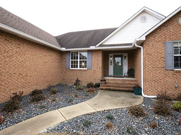 2nd image of 177 Crosspark Dr