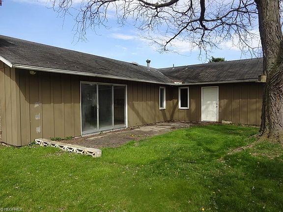 2nd image of 620 Merrimak Dr