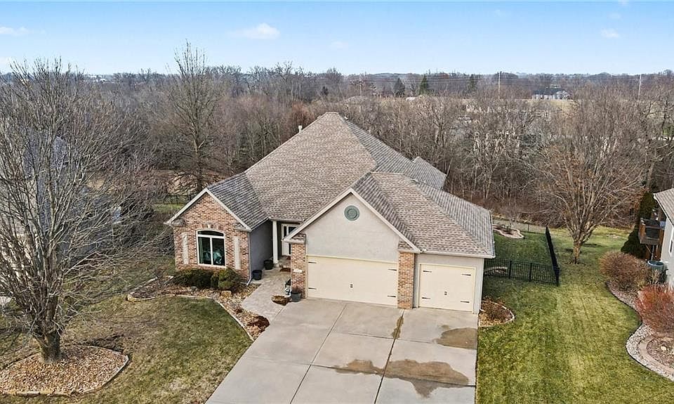 1st image of 604 Indian Trail Ct