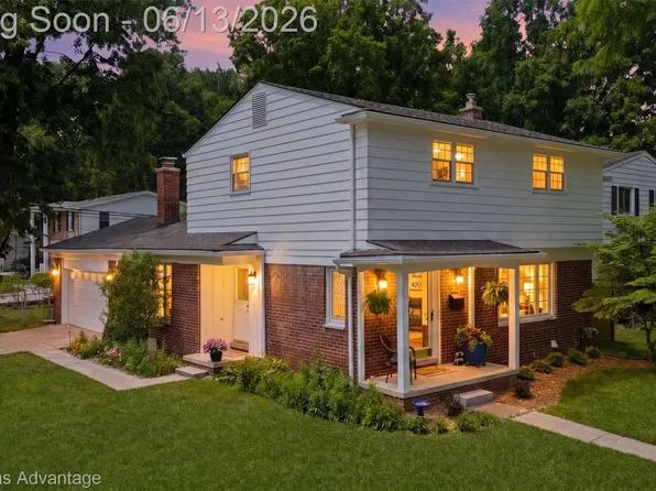 17415 Sunset St, Livonia, MI 48152