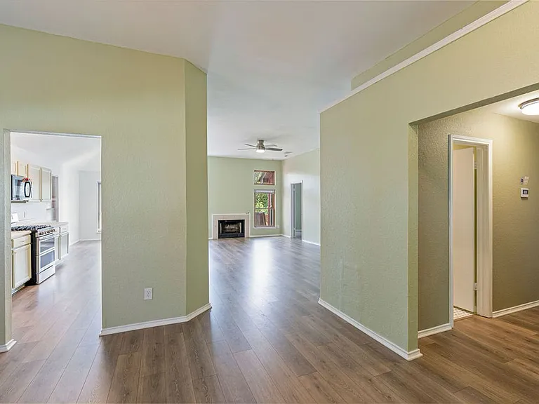 2215 Patsy Pkwy — Photo 4