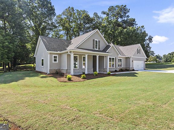 2nd image of 336 Burg Rd