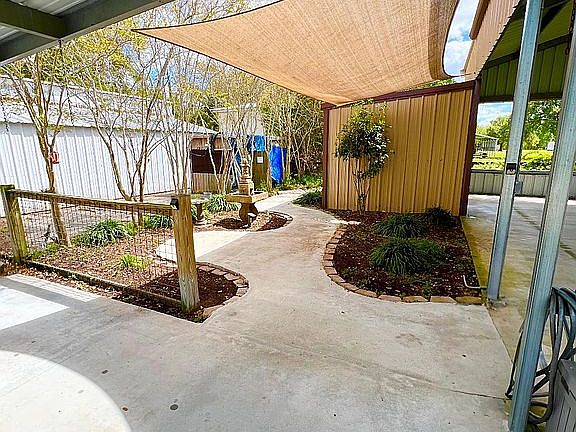 3rd image of 117 Darwin Rd