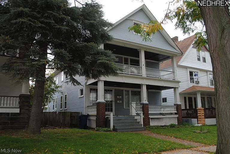3913-3915 W 33rd St photo 1