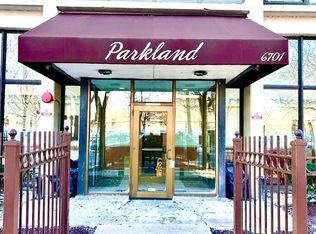 6701 S Crandon Ave APT 9B, Chicago, IL