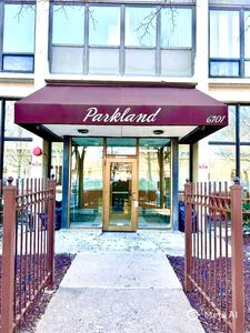 6701 S Crandon Ave APT 9B, Chicago, IL, 60649