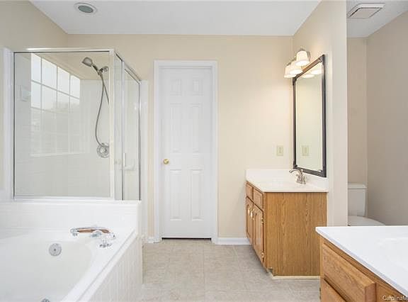 4th image of 530 Halliwell St