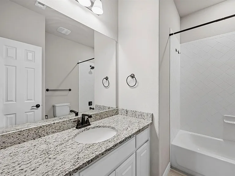 4229 Canadian River Dr — Photo 13