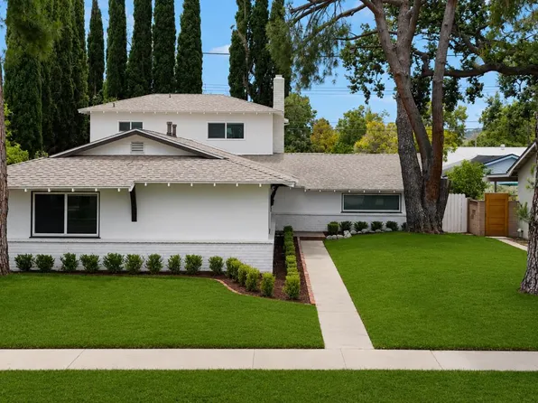 24022 Vanowen St, West Hills, CA 91307