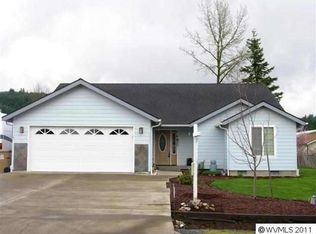 4511 Long St, Sweet Home, OR 97386