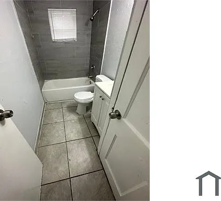 1823 E 24th St — Photo 5