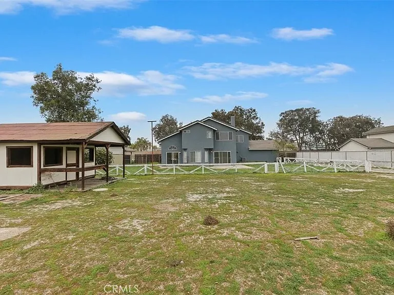 2766 Broken Lance Dr — Photo 31