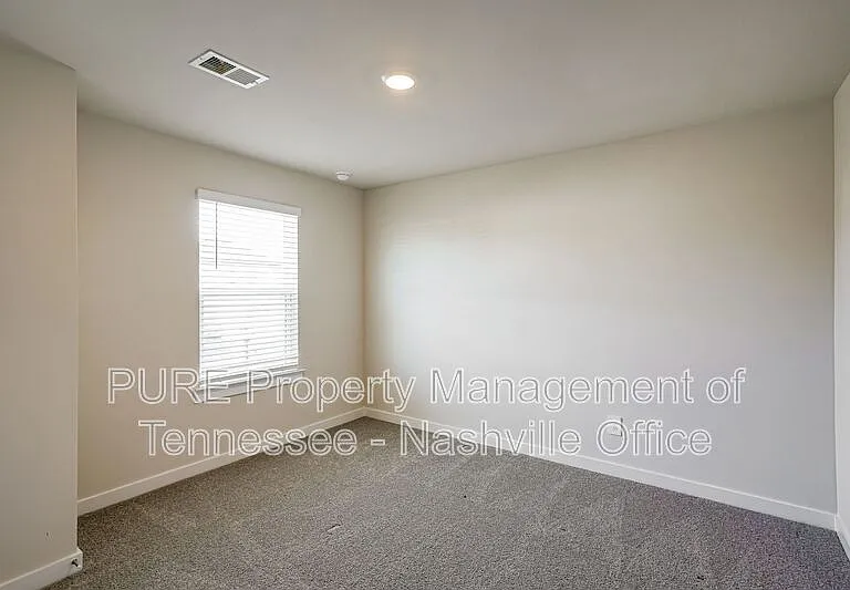 3889 Northbrook Dr — Photo 15