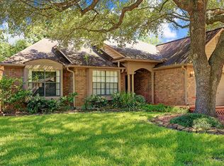 722 Silverpines Rd, Houston, TX 77062