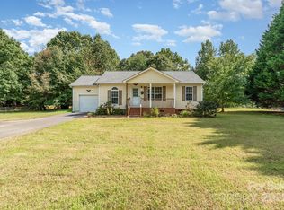450 Jane Sowers Rd, Statesville, NC 28625