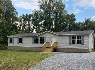 345 Clan Alpine Way, Glasgow, VA 24555